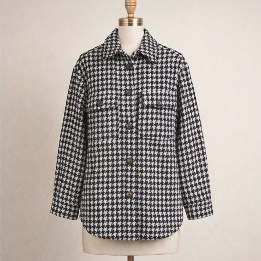 Baltic Born Black and White Houndstooth Botton Down Jacket/Shacket Size Large